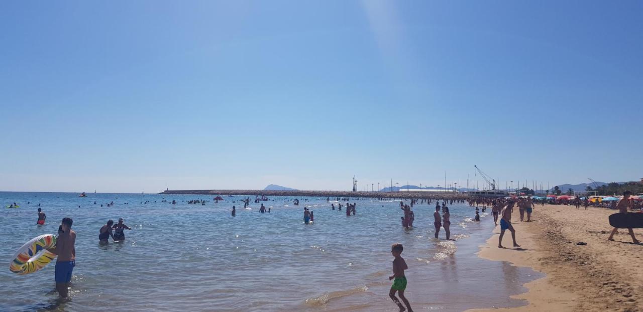 Apartmento De 3 Habitaciones Con Vistas Al Mar Playa de Gandia Екстериор снимка